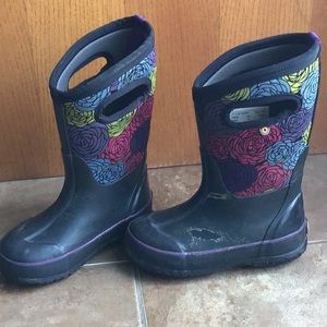 Girls BOGS winter boots